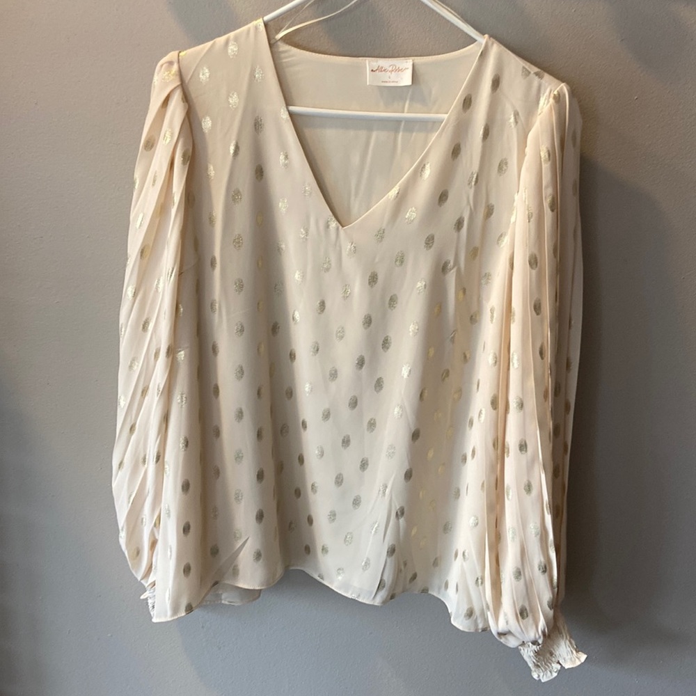 Allie Rose- size ladies large- cream and gold blouse